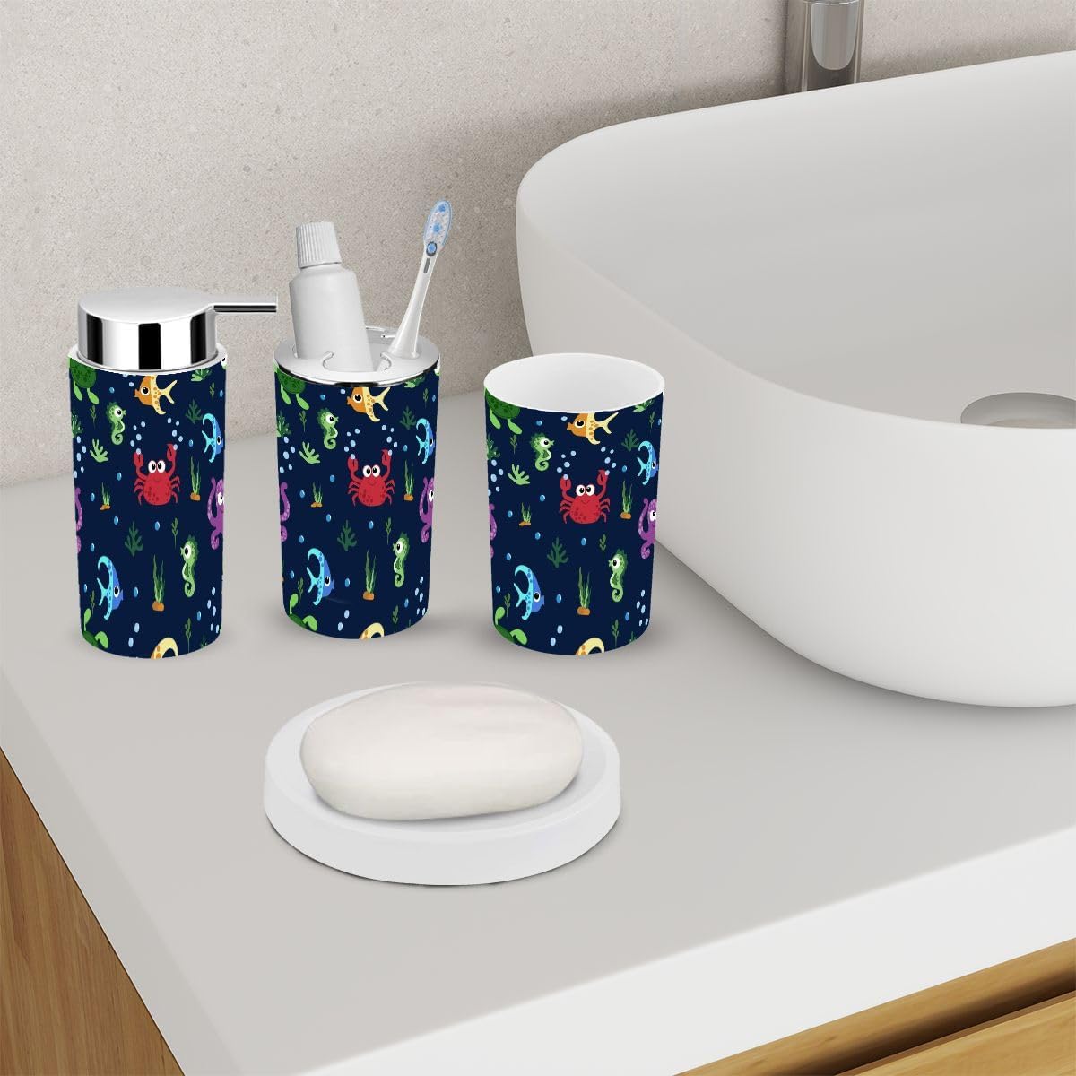 6 Piece Bathroom Accessory Set with Under Sea Design