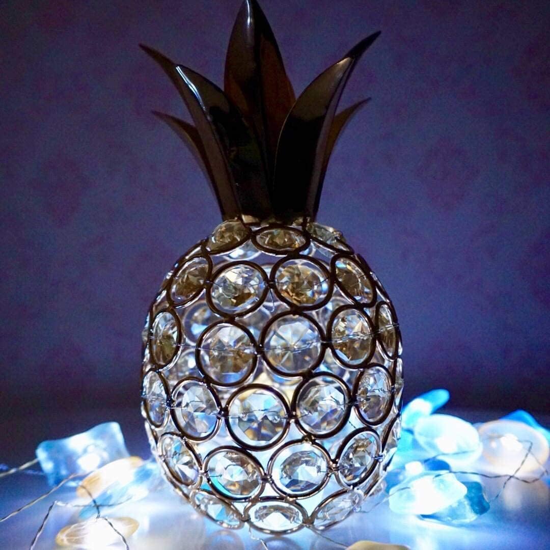Splendid Pineapple Table Centerpiece Decor