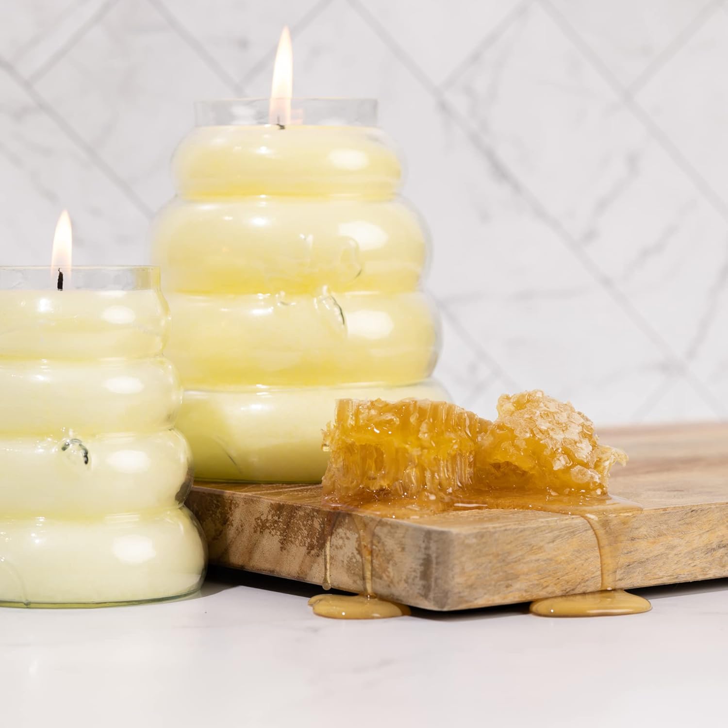 Delightful Honey Apple Bee Jar Candle