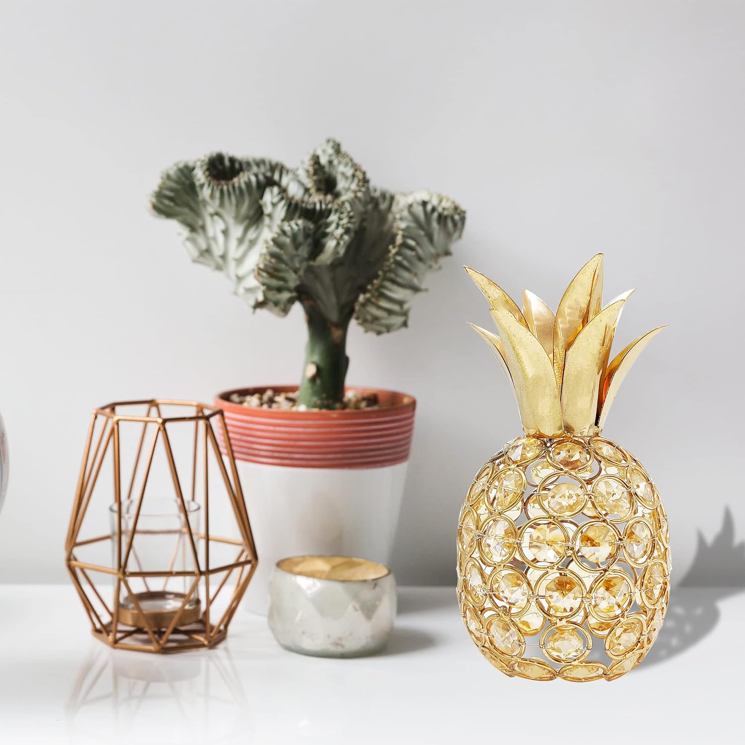 Splendid Pineapple Table Centerpiece Decor