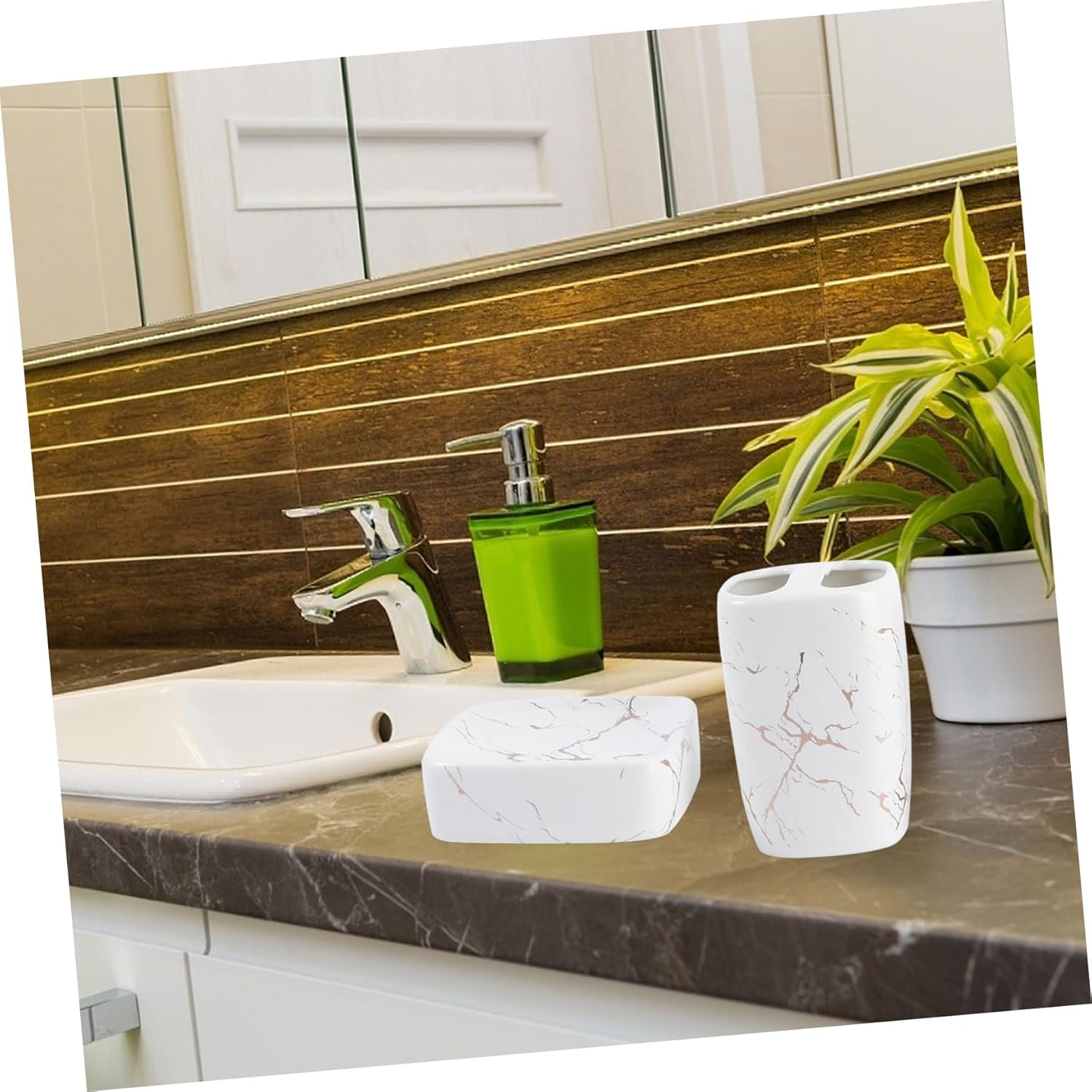 compact toothbrush set with